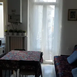 Genesio Appartamento Milano